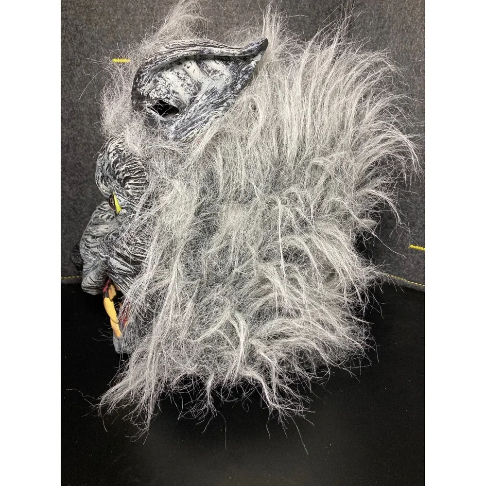 N/A gray werewolf